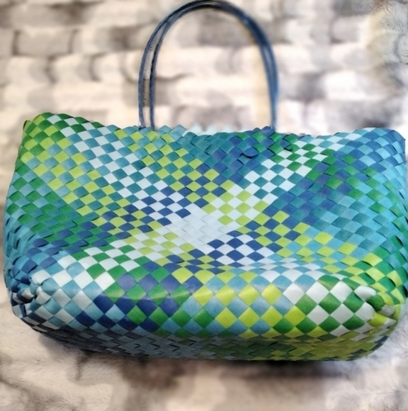 Straw Weaved Beach Bag - Picture 1 of 5